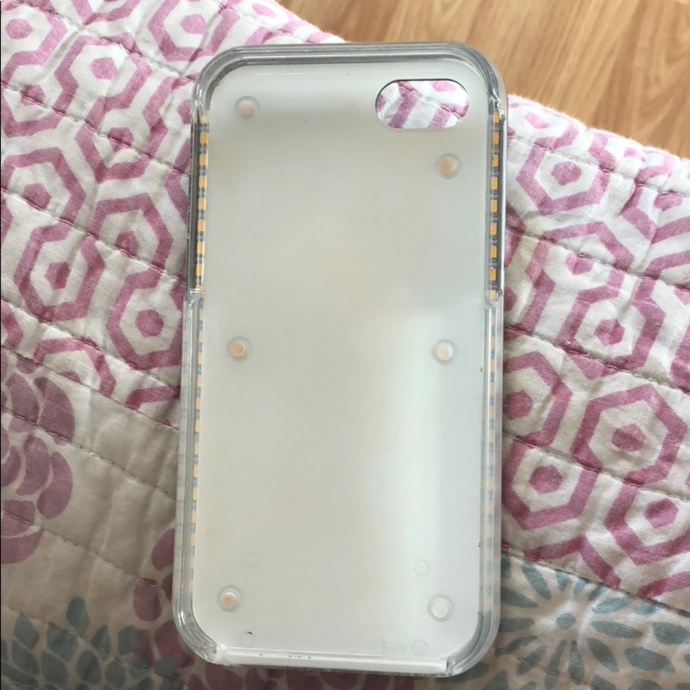 iPhone 7 “lumee” case